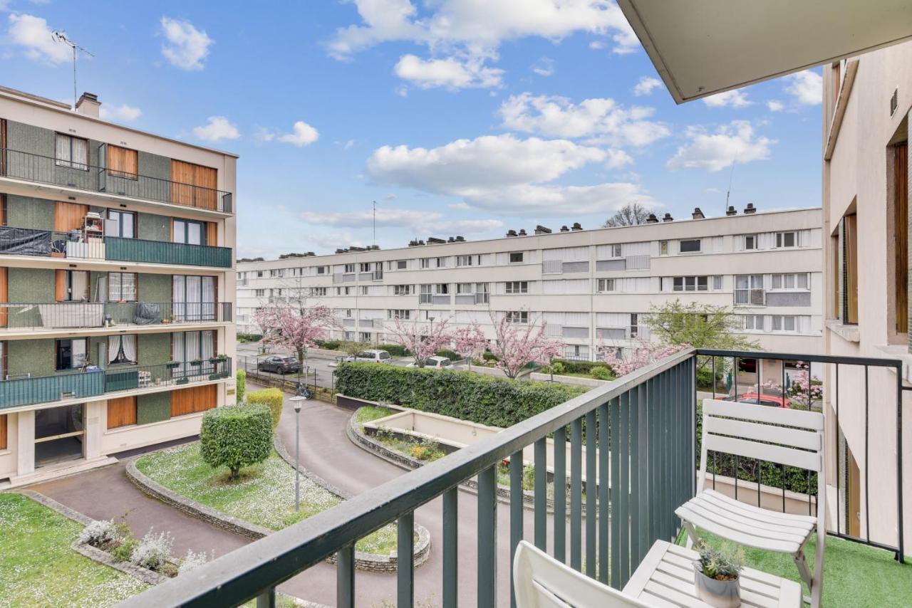 Budget Apart With Balcony Near Paris Apartment Bondy Luaran gambar