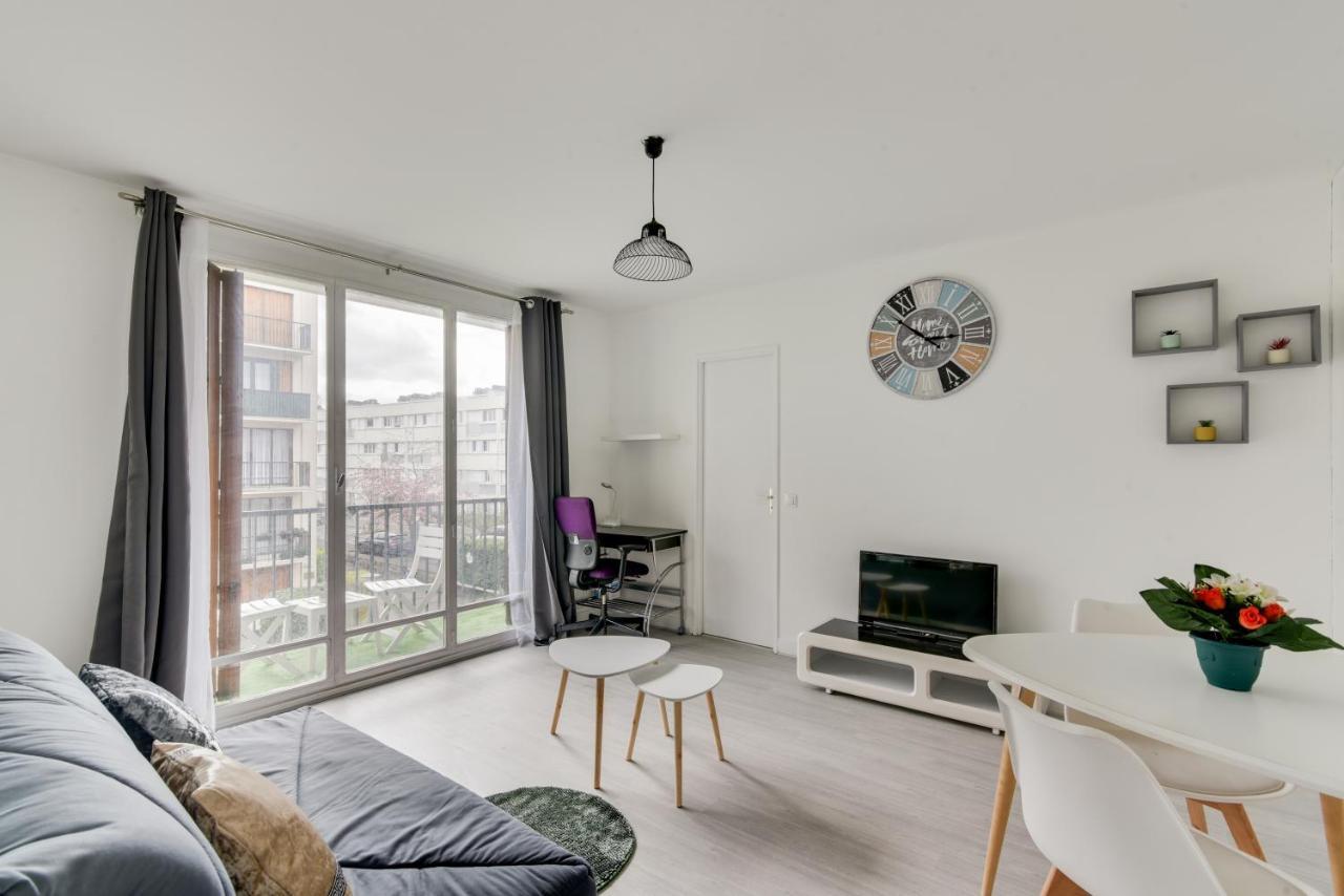 Budget Apart With Balcony Near Paris Apartment Bondy Luaran gambar