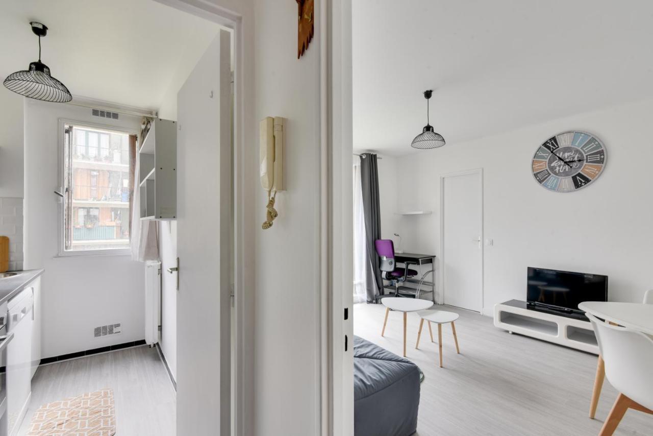 Budget Apart With Balcony Near Paris Apartment Bondy Luaran gambar